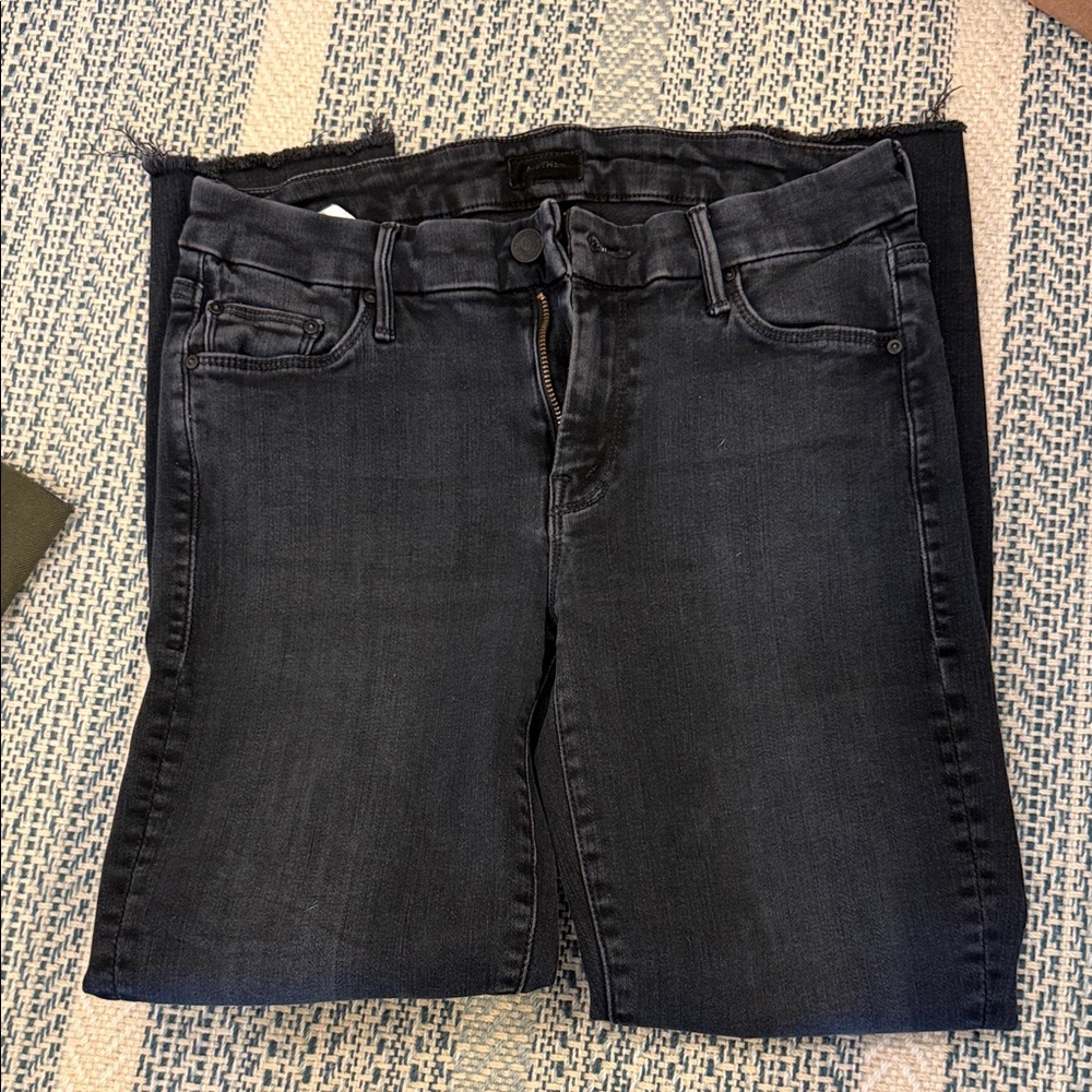 MOTHER Women's Black size 27  Looker Ankle Fray Skinny Jeans